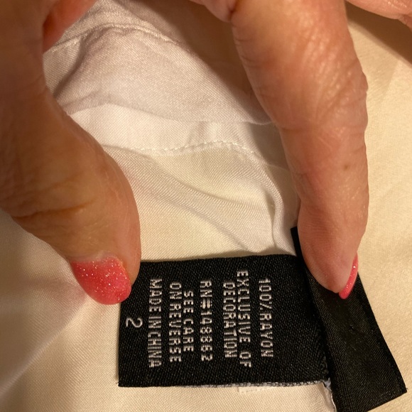 Torrid shear white hi-low shirt top split back 2 - Picture 6 of 7